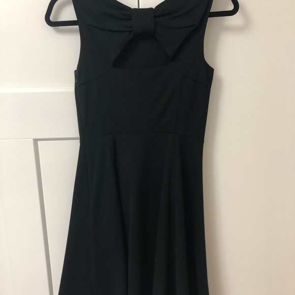Kate Spade Bow Back Dress (You Save $200) - Picture 4 of 5